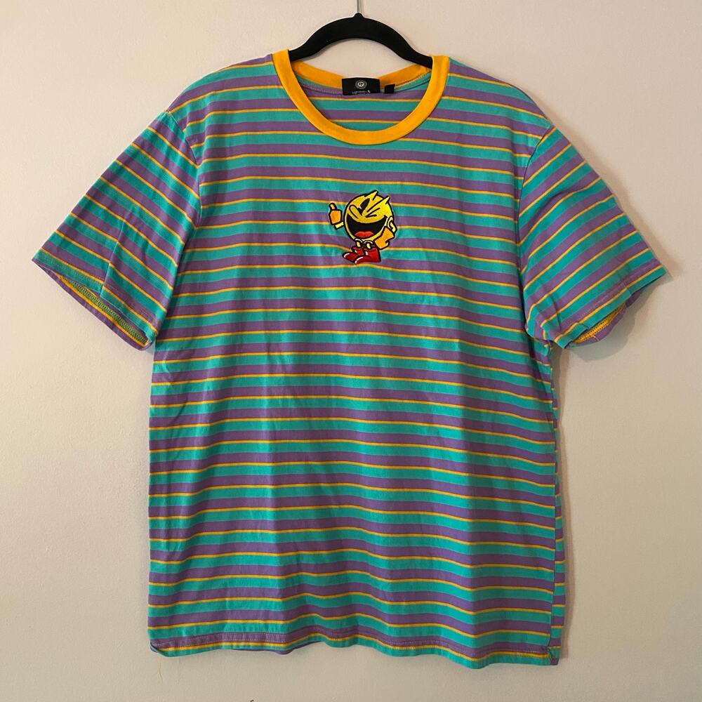 Pac-Man Blue Purple Yellow Embroidered Patch T-Shirt Boxy Retro Men's size XL